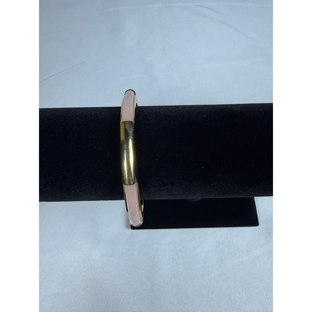 Talbots Pink Enamel Gold Tone Hinged Bangle Bracelet Classic Preppy Accessory - Picture 2 of 5